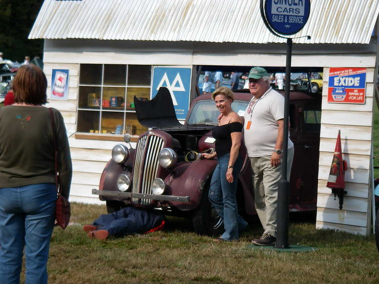 One of my favorite photos from Stowe 2006.  This couple is definitely getting some of the &amp;quot;Singer Spirit&amp;quot; that was going around.