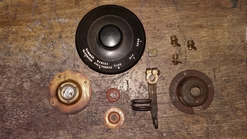 Horn switch parts.jpg